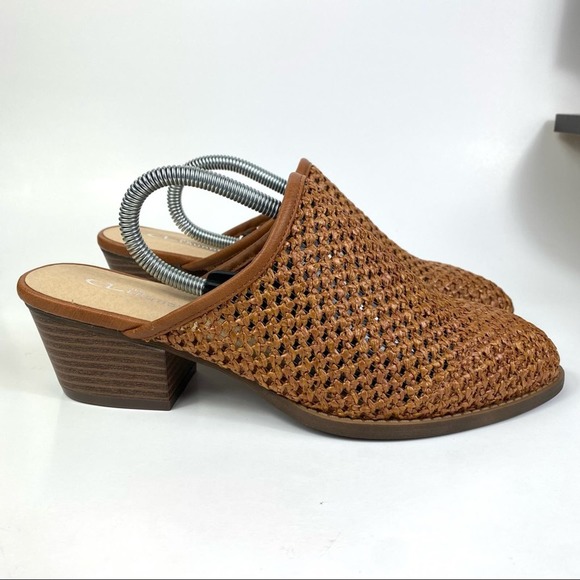 CL BY CHINESE LAUNDRY CLASSY WOVEN TAN AND BROWN PERFORATED MULE WOMEN’S SZ 9.5M - Picture 11 of 12